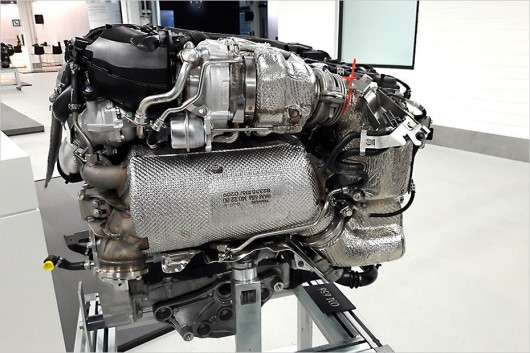 Нові бензинові і дизельні двигуни для Mercedes S-Class 2017 року