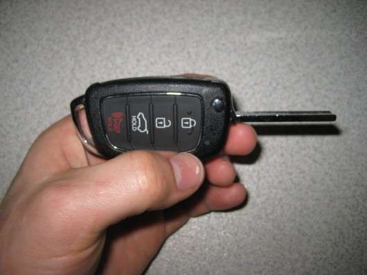 Як замінити батарейку в брелоку ключа Hyundai