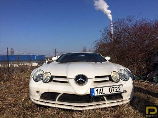 У Чехії виявлений кинутий Mercedes-Benz SLR McLaren