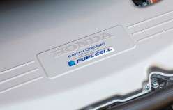 Нова Honda Clarity Fuel Cell на водневих паливних елементах: Тест-драйв