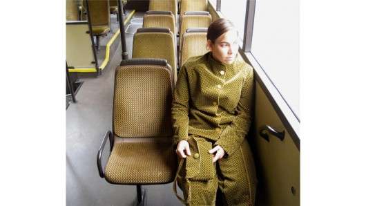 Чому оббивка крісел в громадському транспорті виглядає жахливо