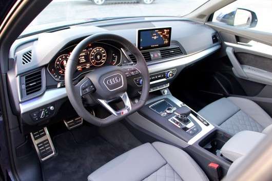 Audi назвала російські ціни на кросовер Q5