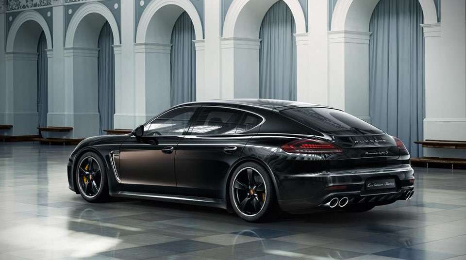 Розкрито російські ціни на нові версії 2017 Porsche Panamera Розкрито російські ціни на нові версії 2017 Porsche Panamera
