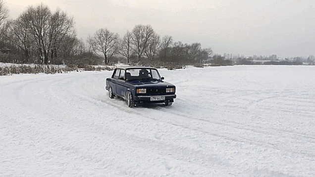 Відеопідбірка дріфту на стареньких Жигулях