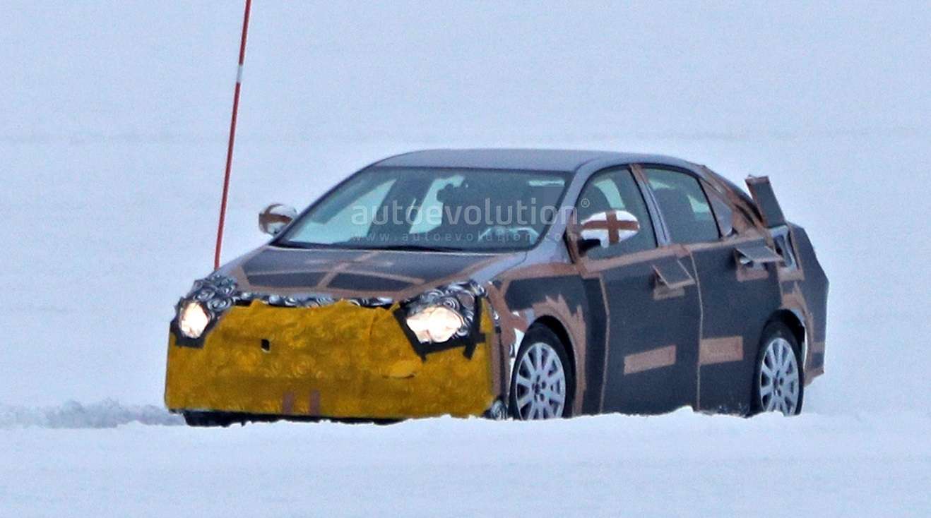 2019 Toyota Corolla помічена на зимових тестах 2019 Toyota Corolla помічена на зимових тестах