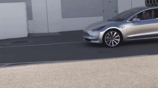 Tesla Model 3, перше відео електричного прототипу з Каліфорнії