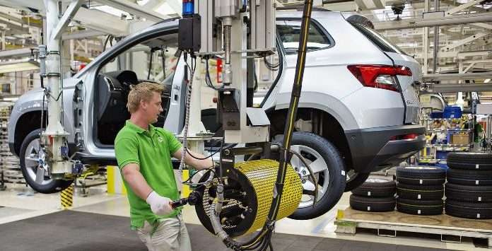 Автомобілі Skoda будуть збирати разом з Porsche Cayenne