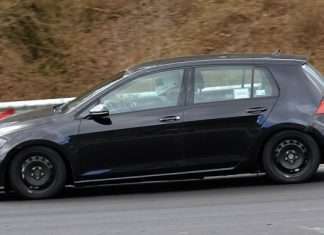 Volkswagen Golf 8 спіймали на тестах Нюрбургринга: шпигунські фото