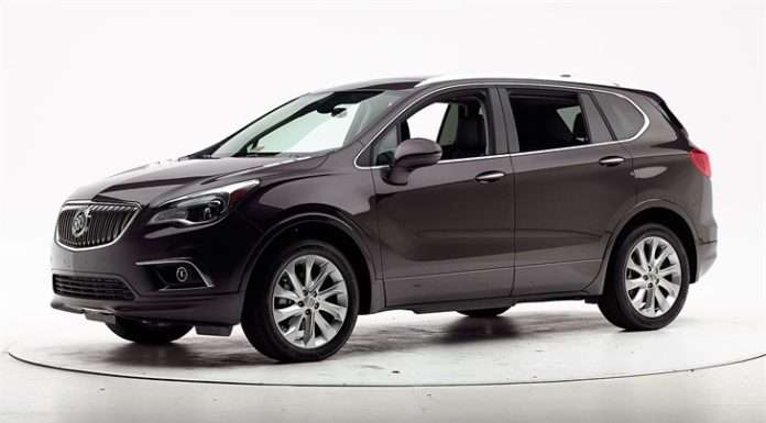 Краш-тест 2017 Buick Envision