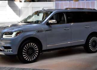 Lincoln на Автосалоні в Нью-Йорку покаже новий Navigator