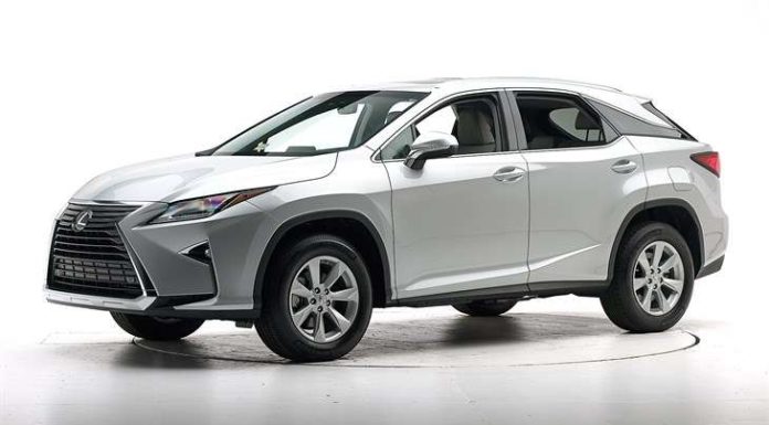 Краш-тест 2017 Lexus RX