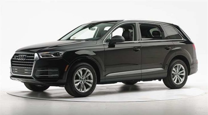 Краш-тест 2017 Audi Q7