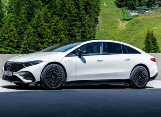 Mercedes привезе в росію дві електричні моделі: одну вже скоро