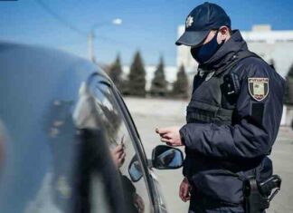 Штрафу можна уникнути: водіям розкрили хитрість при спілкуванні з поліцією