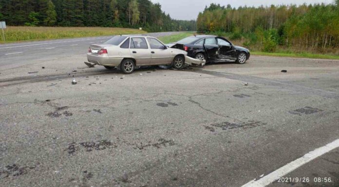 Під волковиськом audi a6 вилетіла з другорядної прямо під daewoo. Постраждала 6-річна дівчинка