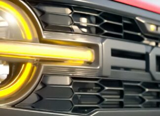 Екстремальний ford bronco raptor показали на відео