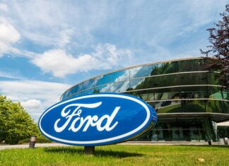 Ford змахне пил зі старих найменувань автомобілів