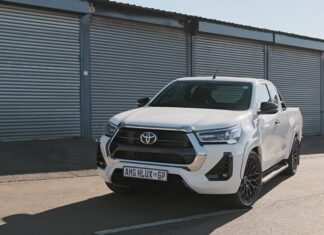 Toyota hilux схрестили з mercedes