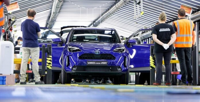 Президент toyota назвавши велику загрозу для японії від електромобілів