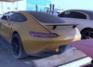 У мережі показали «кладовище» крутих спорткарів