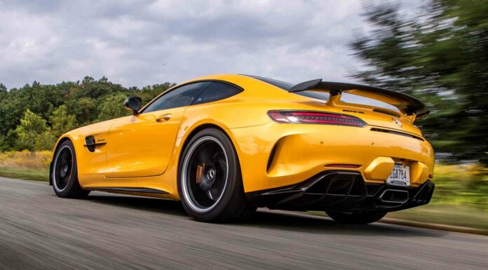Двомісний mercedes-amg gt йде у відставку, конкурента porsche 911 з нього не вийшло