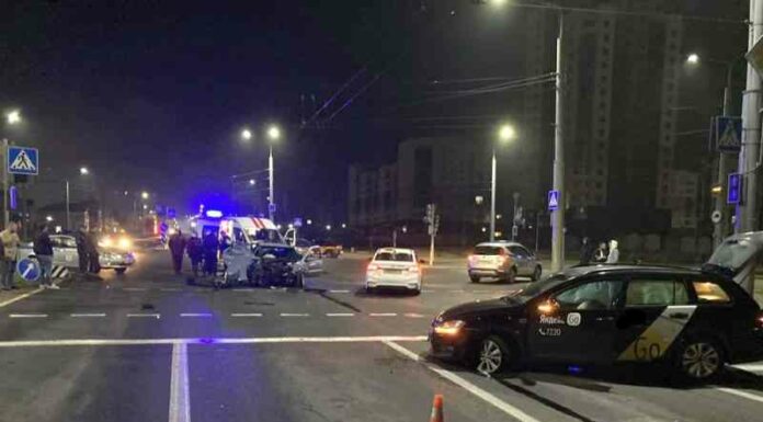 “дві машини на все місто і ті зустрілися”. Вночі на дев’ятівці citroen протаранив vw таксі
