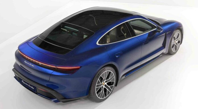 Тріумф електрики: porsche taycan обігнав по продажах культову модель 911