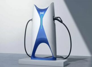 Китайська компанія xpeng представила суперзарядку для електромобілів