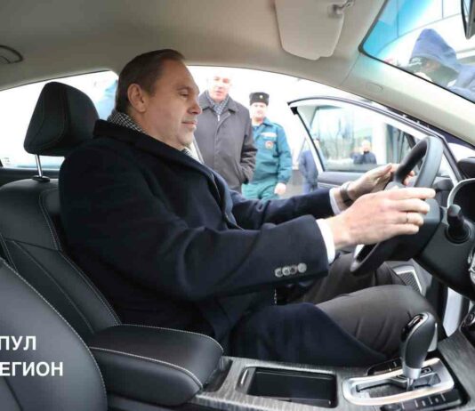 Китайська компанія xpeng представила суперзарядку для електромобілів