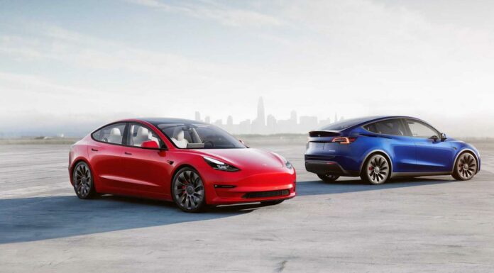 Tesla відкликає кілька тисяч електрокарів через проблему з підвіскою