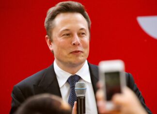 Глава tesla став “людиною року” за версією time