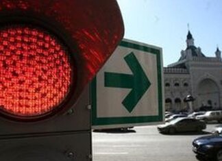 Кривава гра на гроші: хто зіштовхує на перехрестях водіїв і пішоходів