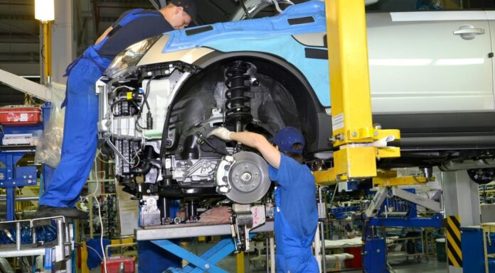 У росії сповільнилося виробництво легкових автомобілів