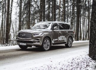 У росії подорожчав флагман infiniti