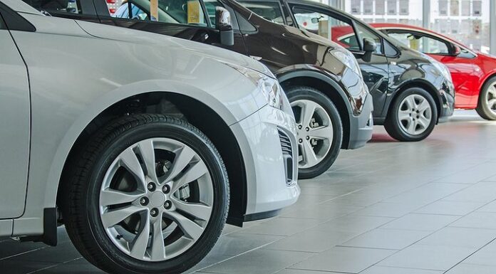 Влада оцінила перспективи підвищення утильсбора на автомобілі в 2022 році