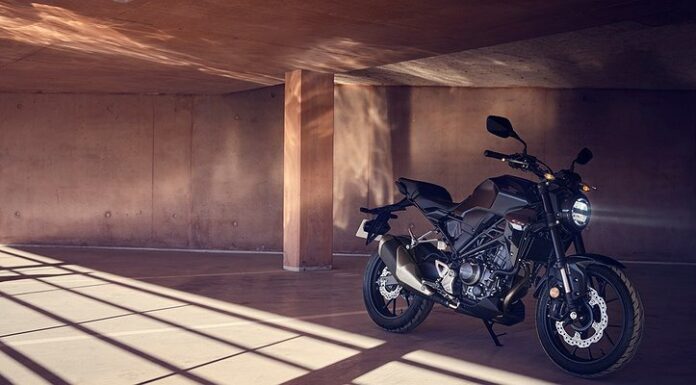 Гарцуем в літо: honda представила cb300r 2022 модельного року