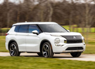 Mitsubishi відкликає 17 тисяч кросоверів outlander
