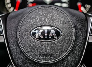 Сотні тисяч kia відкликають через непрацюючі подушки безпеки