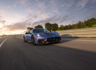Мазерати GT2 Stradale: Когда трасса встречается с дорогой