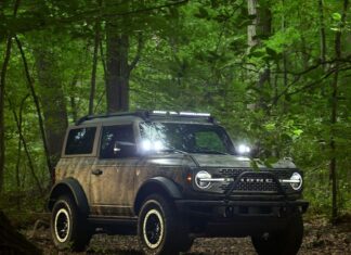 В Погоню за Легендой: Ford Bronco, Специально Сконструированный для Охоты на Снежного Человека