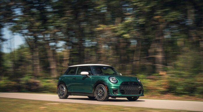 Мини Cooper S 2025: Эволюция Иконичного Духа