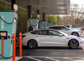 Эра Новых Зарядных Путей: Ionna бросает вызов Tesla и рисует масштабную карту электромобильного будущего