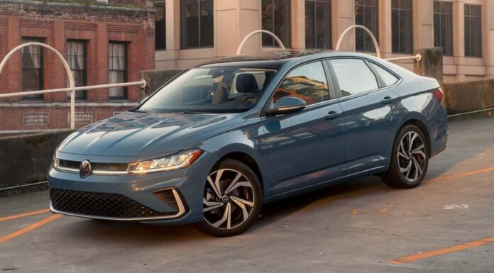 У Місті, Де Кросовери Заволоділи Вулицями, Volkswagen Jetta-Несподіваний Герой