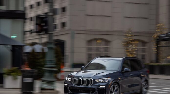 BMW X5 Hybrid 2021: елегантний гібрид для цінителів динаміки та екології