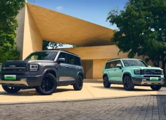 Представлений новий Raptor з силовою установкою PHEV потужністю 330 кВт, але це не Ford Ranger