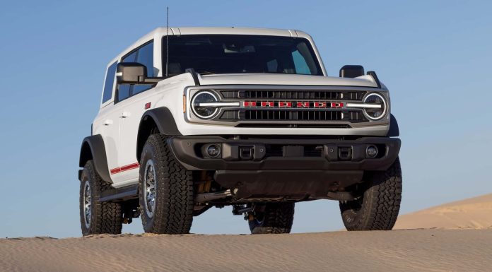Ford щойно повернув найкрутіший Колір Bronco