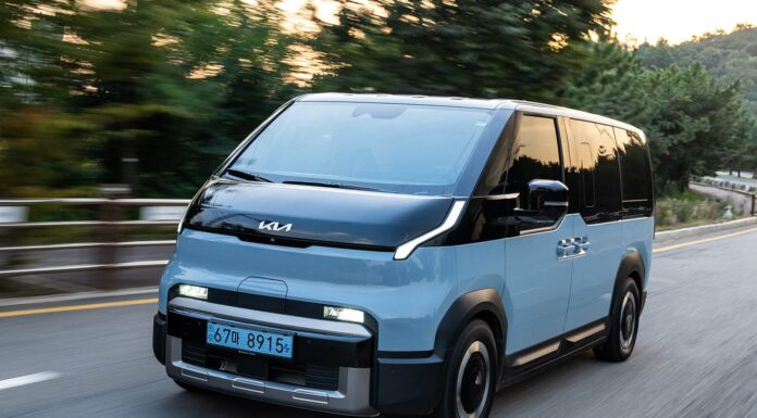 Перевірено: 2025 KIA PV5 – Повний огляд, ціна та функції