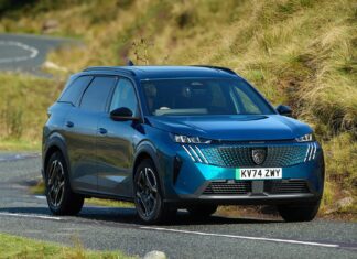 Перевірено: 2025 Peugeot e-5008 – повний огляд, ціна та характеристики