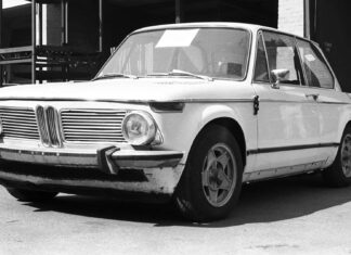 Gry szpiegowskie Porsche: Kiedy BMW ukryło napęd na przednie koła 924
