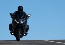Туристичний мотоцикл, який кидає виклик Honda Gold Wing за менші гроші